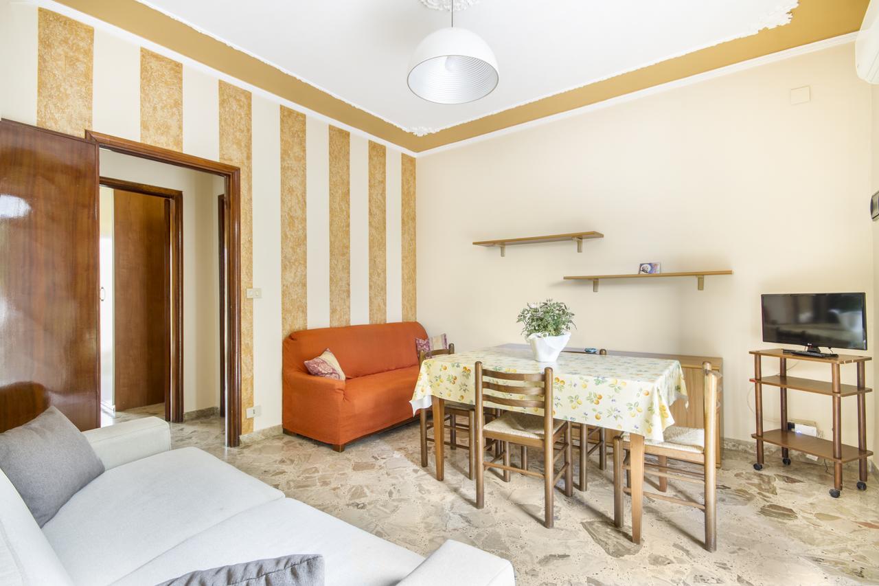 Casa Vacanza Paradise Vicino Cefalu Con Servizio Di Piscina A 3 Chilometri Lejlighed Campofelice Di Roccella Eksteriør billede