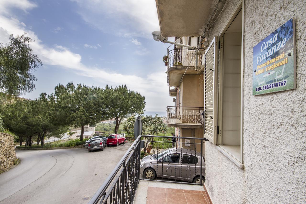 Casa Vacanza Paradise Vicino Cefalu Con Servizio Di Piscina A 3 Chilometri Lejlighed Campofelice Di Roccella Eksteriør billede
